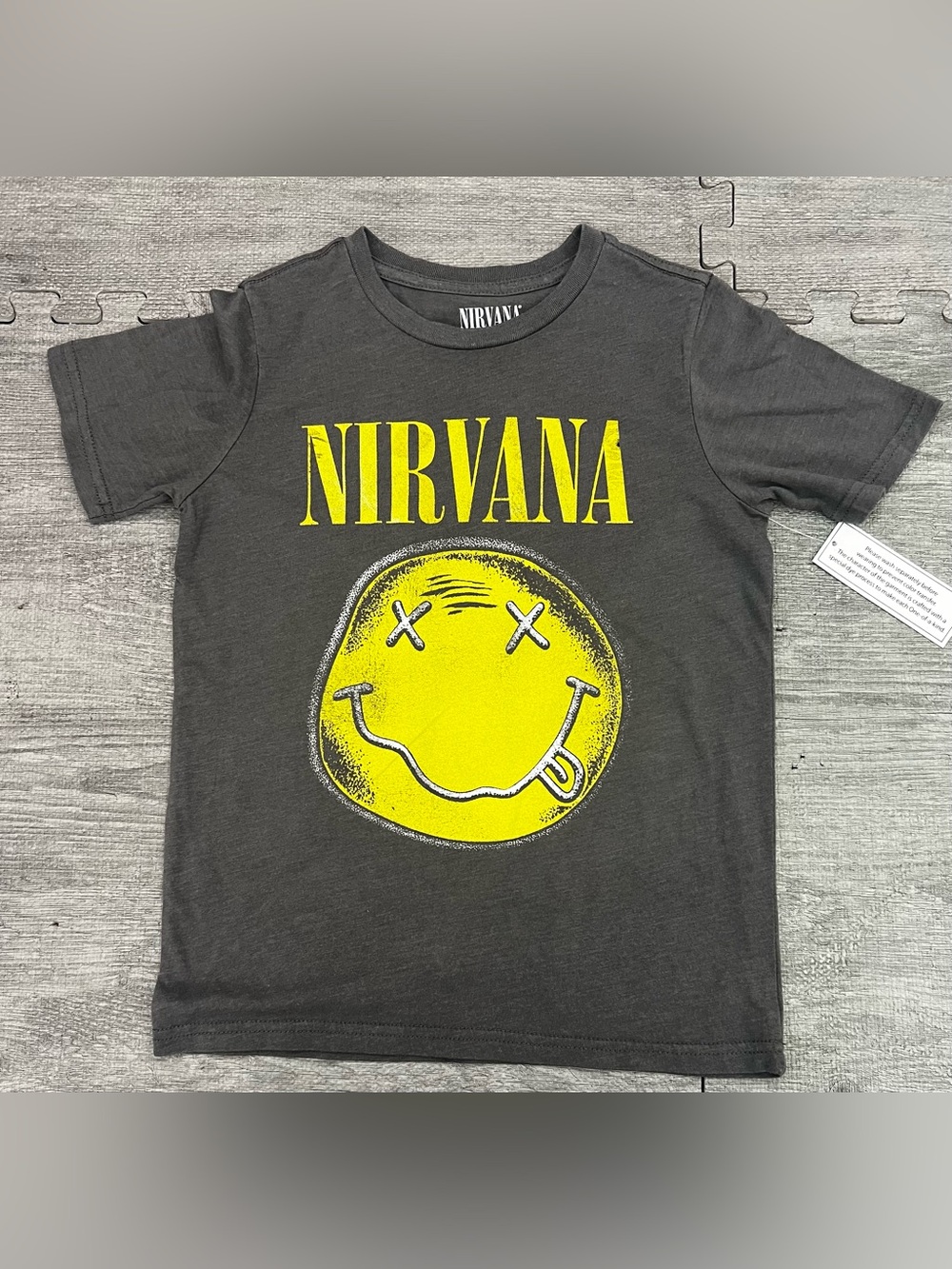 Nirvana Boys 6/7 Gray/Yellow Smiley Face Graphic Logo Crew Neck T-Shirt